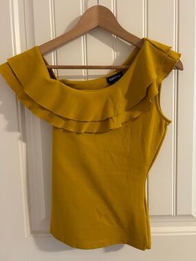 bebe Mustard Yellow One-Shoulder Ruffle Top
